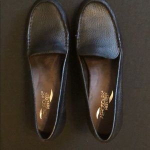 Aerosoles Heel Rest Black Leather Loafers 2.5 Heel